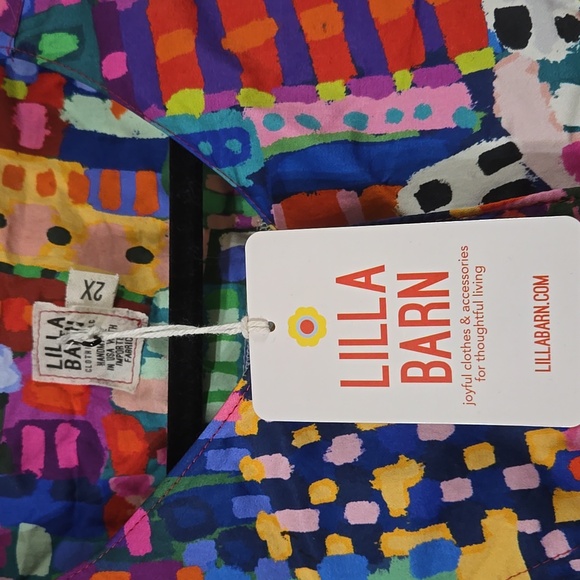 Colorful Abstract Button Up Cropped Shirt - Picture 2 of 5